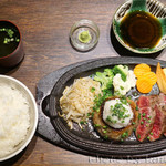 肉SAKABA 飲めるハンバーグ - 黒毛和牛赤身ステーキと飲めるハンバーグコンボ