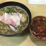 煮干ラーメンとローストビーフ パリ橋 - 