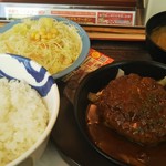 松屋 - 定食。ごはん無料期間中。