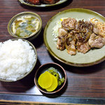 とんかつ・しい名 - 焼肉定食