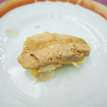 ペレグリーノ - フランスランド産の鴨フォアグラと四国徳島の里浦産のサツマイモ（里娘）をローストしたもの