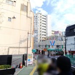 黒松本舗 草月 - 並んでいる風景