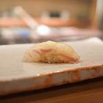 東麻布 天本 - ひらめ