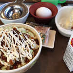 Sukiya - お好み牛玉丼＋すきすきセット
                        (計630円)
