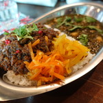 ロストコーナー - マトンキーマカレー側