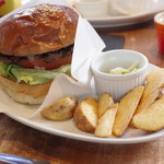 THE BURGER STAND FELLOWS - ゴルゴンゾーラ