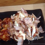 たこ焼 風和り - ソース、鰹節、マヨネーズ、投入