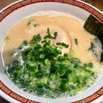 長浜ラーメン 博多っ子 - 博多ラーメン 650円
