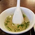 カントリーハウス - 酸っぱいトムヤムスープ