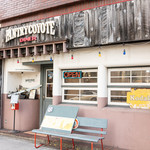 パントリー コヨーテ - 外観