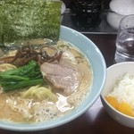 横浜ラーメン　壱鉄家 - 