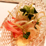 南青山 七鳥目 - 松風地鶏のとさか湯引き