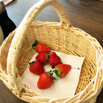 フォルク キッチン オールデイダイニング  - 