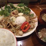 ねこにこ飯 - 季節や週替わりで切りがない定食たち♪