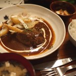 ねこにこ飯 - 季節や週替わりで切りがない定食たち♪