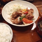 ねこにこ飯 - 季節や週替わりで切りがない定食たち♪