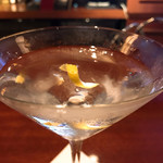 Wolfgang’s Steakhouse  - シェイク・ノットステア・ノーオリーブ・レモンツイストが、こちらの処方。