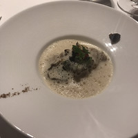リストランテASO - ヒラメとアワビ、ヒラメの煮込んだソースをあわ立てて