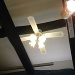 Le さんざ・ぷりゅ - 天井にあるシャンデリア　素敵