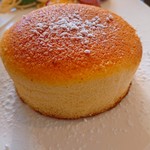 ぷくぷく - ホットケーキというか、厚焼きカステラだけども、ふわふわ～と(*^_^*)