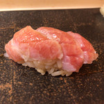 くりや - 2週間熟成した長崎産養殖本鮪大トロ