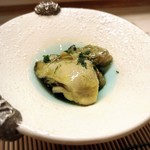 寿司 仁 - いろは島産牡蠣オリーブオイル漬け