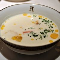 アピシウス - 芋セロリと甲殻類のヴルーテ