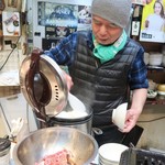 生ホルモン処 おさむちゃん。 - 一番盛り上がるハラミon the riceの始まり✨