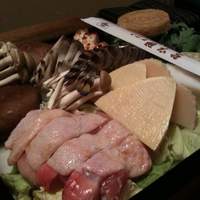 京都 権太呂 本店 - 権太呂鍋の具の数々