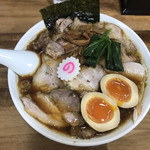 醤油チャーシュー麺、味玉