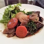 Le Salon du Soir  - 本日のお肉料理：鶏肉のワイン赤煮込み