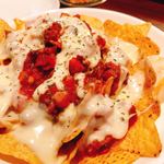 ザ ブローズリー - チーズナチョス   トロッとチーズとピリ辛サルサが美味しい！！