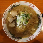 ラーメン ギョーザ 飛龍 - 飛龍ラーメン(700円、真上から)