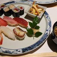 双葉寿司 - お味噌汁は甘海老です