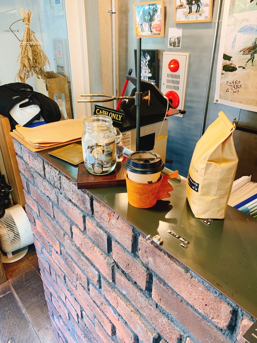 写真 4ページ目 : Camelback sandwich&espresso （キャメルバック