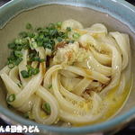 純手打ち讃岐うどん 土三寒六 - かまたま醤油をかけて