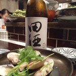 ひとひら - 蛤あれば安心？日本酒だよね