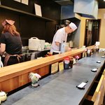 もち豚とんかつ たいよう - 綺麗で落ち着いた店内