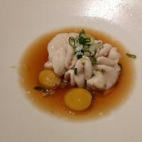 中国菜エスサワダ - タラの白子の湯引きナンプラーソース