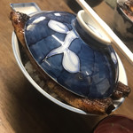 田代 - 丼が小さいのではなく、鰻丼がデカイのです