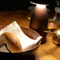 ザ タヴァン グリル＆ラウンジ - 