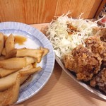 これこれ！エリンギポン酢とレバホルモン。黙って頼んどき！美味いからさ♡