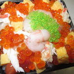 札幌市場めし　まるさん亭 - 数量限定　海鮮バラチラシ　１０００円（税込）のアップ【２０１８年１２月】