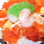 札幌市場めし　まるさん亭 - 数量限定　海鮮バラチラシ　１０００円（税込）のアップ【２０１８年１２月】