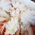 札幌市場めし　まるさん亭 - お鍋持参のテイクアウト蟹汁３人前で１０５０円（税込）の具材の蟹のアップ【２０１８年１２月】