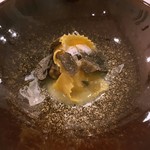 ボトルス - ４種のチーズのラビオリ