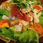 石嶺食堂 - シーフードサラダ・ハーフ（550円）