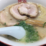 らーめん寿がきや - 肉入り白ラーメン