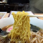 一番飯店 - 細い縮れ麺