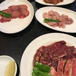 羅羅亭 - 